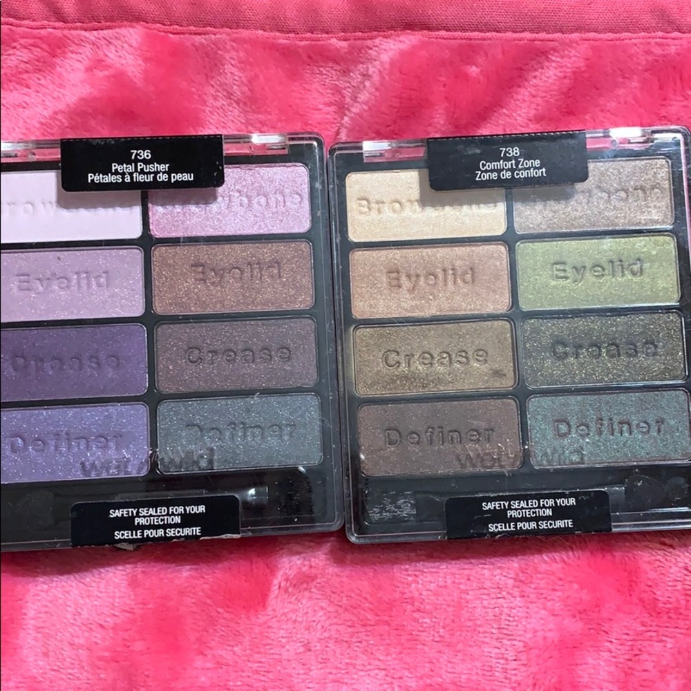 Two palettes - Picture 1 of 1